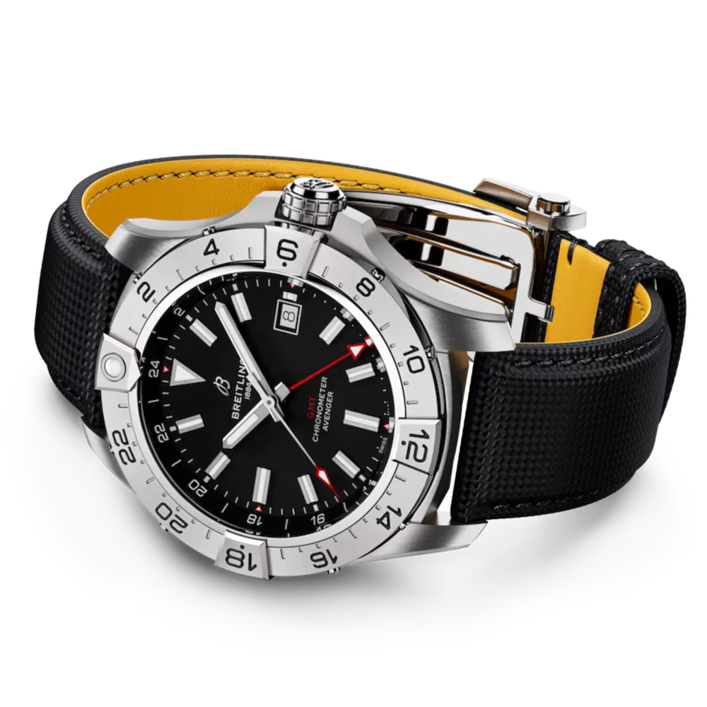 Breitling Avenger Automatic GMT 44