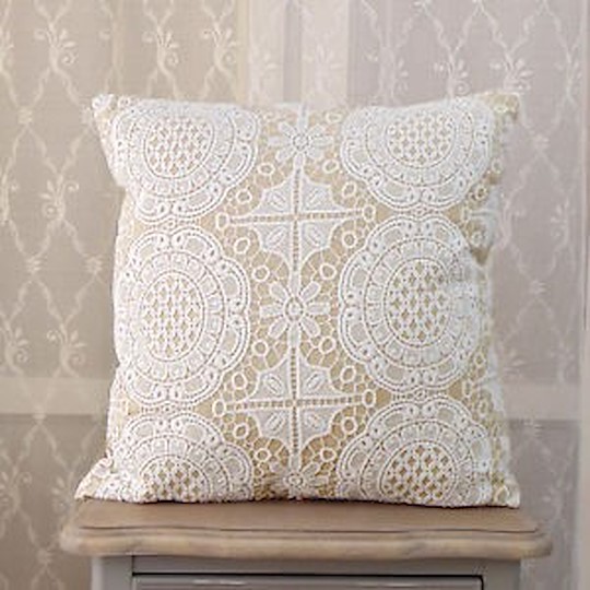 Cuscino In Pizzo Blanc Mariclò