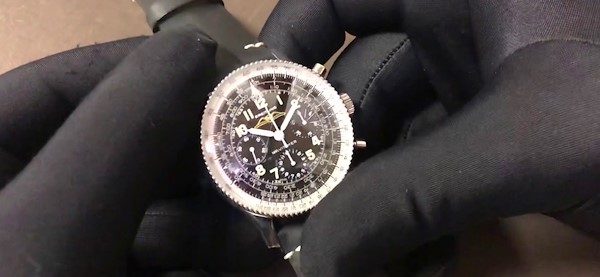 Breitling Navitimer