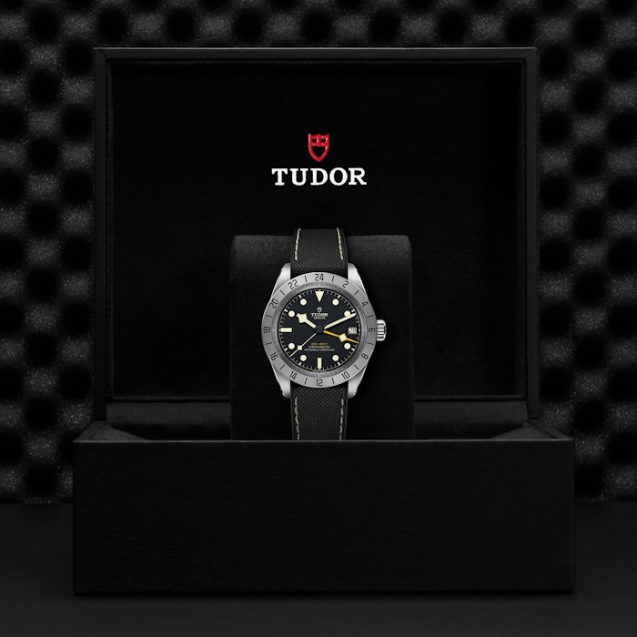 Tudor Black Bay Pro