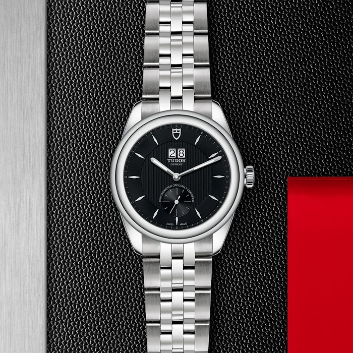 Tudor Glamour Double Date