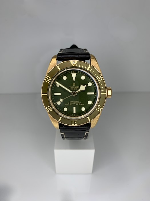 Tudor Black Bay 58 18K