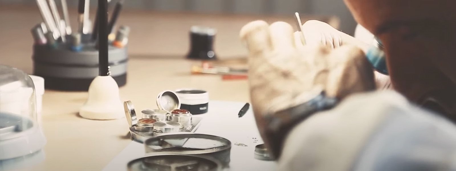 Rolex Service Centre, revisione di un orologio Rolex, nel nostro centro assistenza ufficiale.